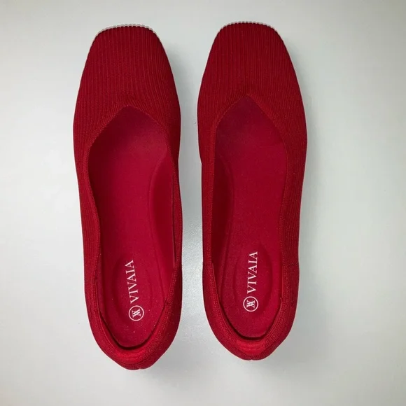 Red Women's Flats - Picture 9 of 16